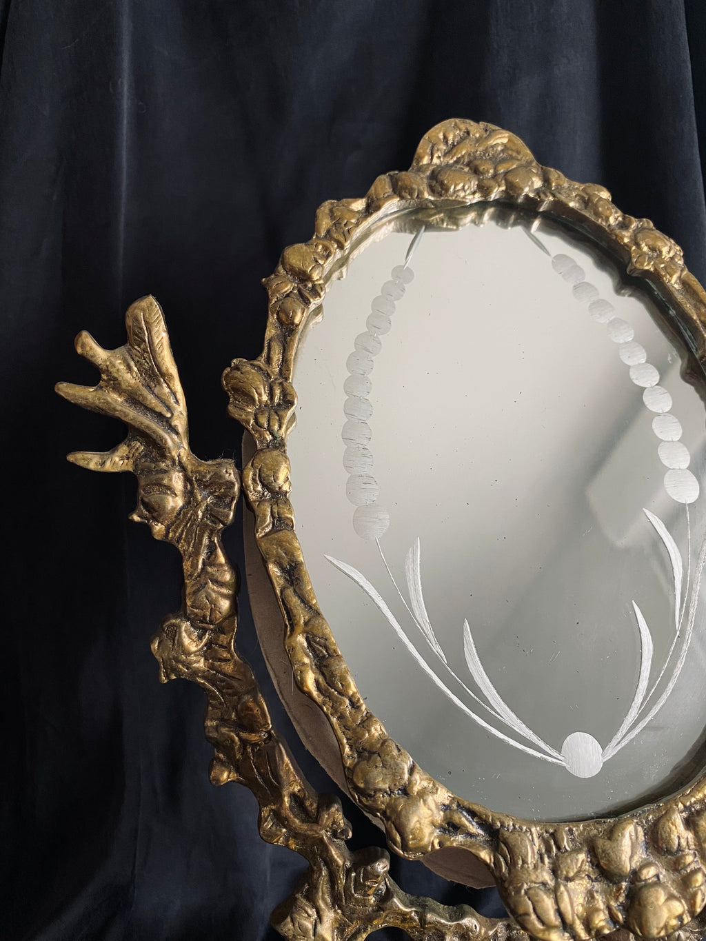 Miroir psyché en bronze // Milieu XXème siècle