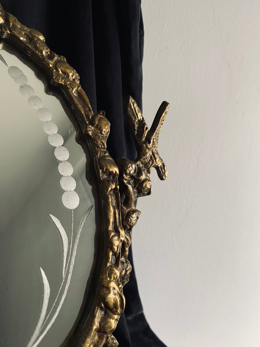 Miroir psyché en bronze // Milieu XXème siècle