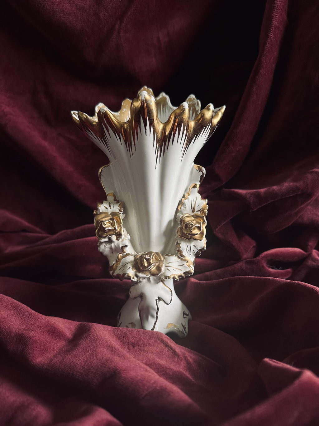 Grand vase de mariée en porcelaine du Portugal // XXème siècle