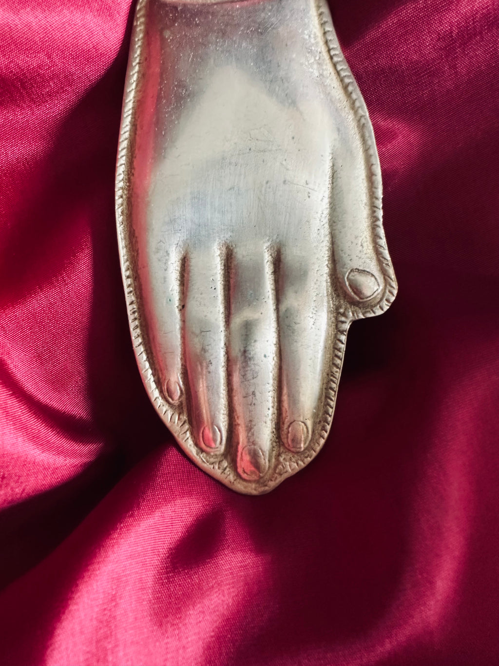 Ex-voto "main" de fabrication allemande // Circa 1930