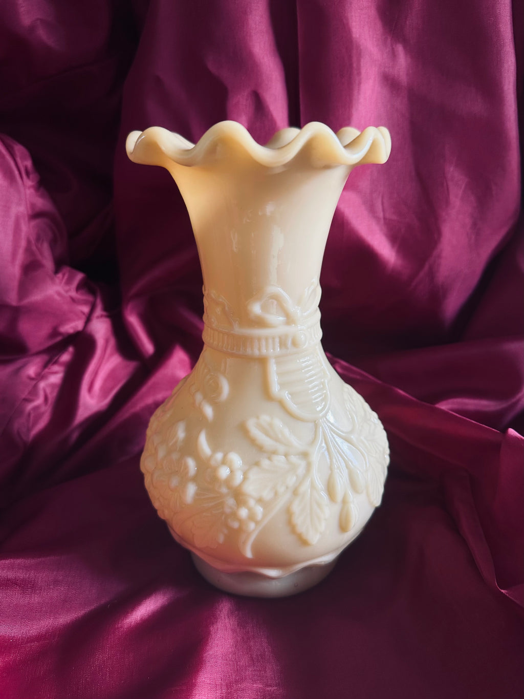 Vase en opaline de foire // Circa 1930
