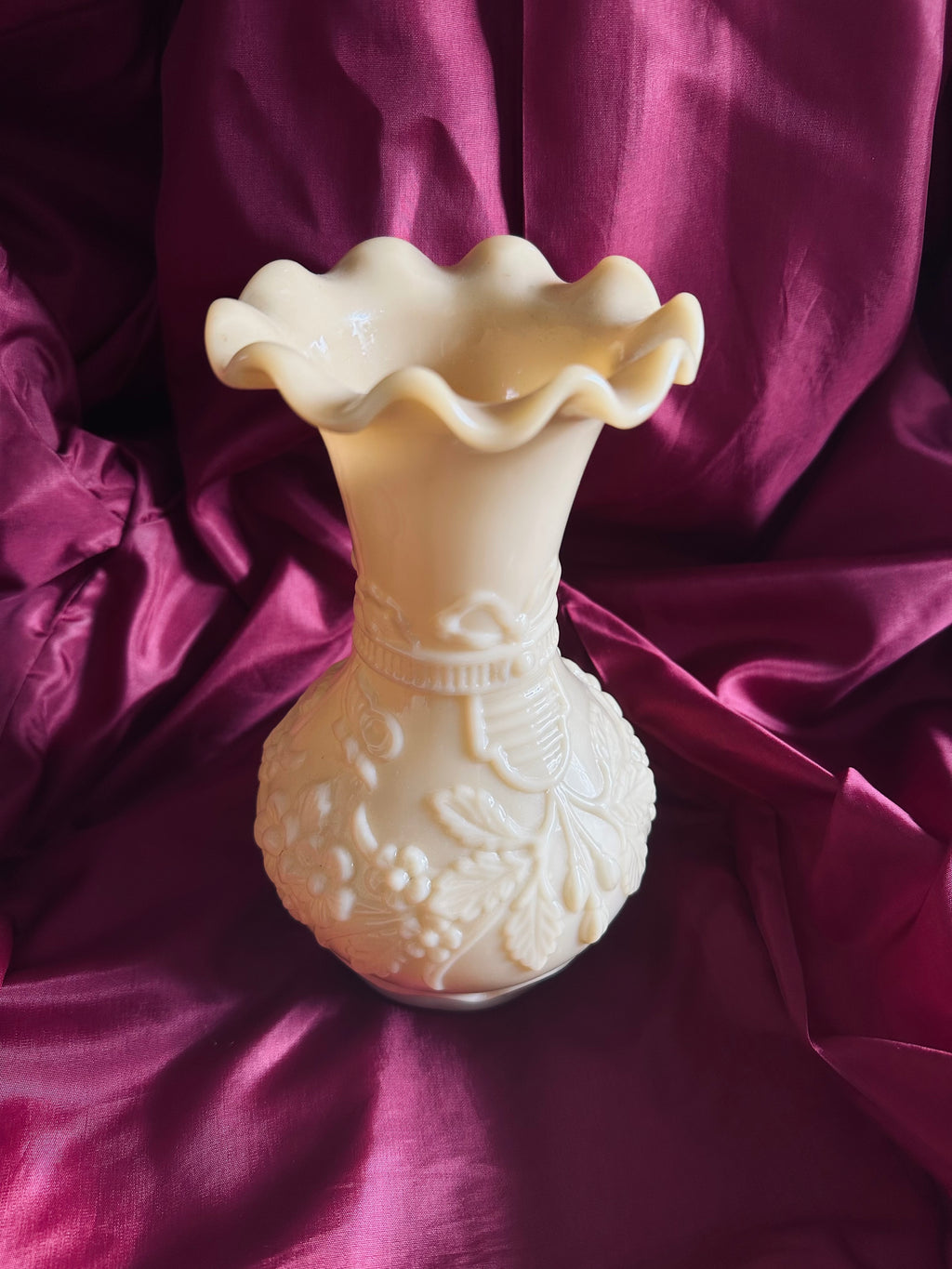 Vase en opaline de foire // Circa 1930
